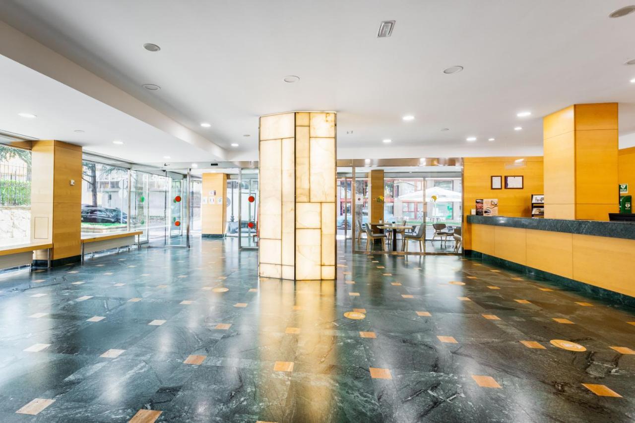 ז'אקה Oroel Hotel & Spa מראה חיצוני תמונה