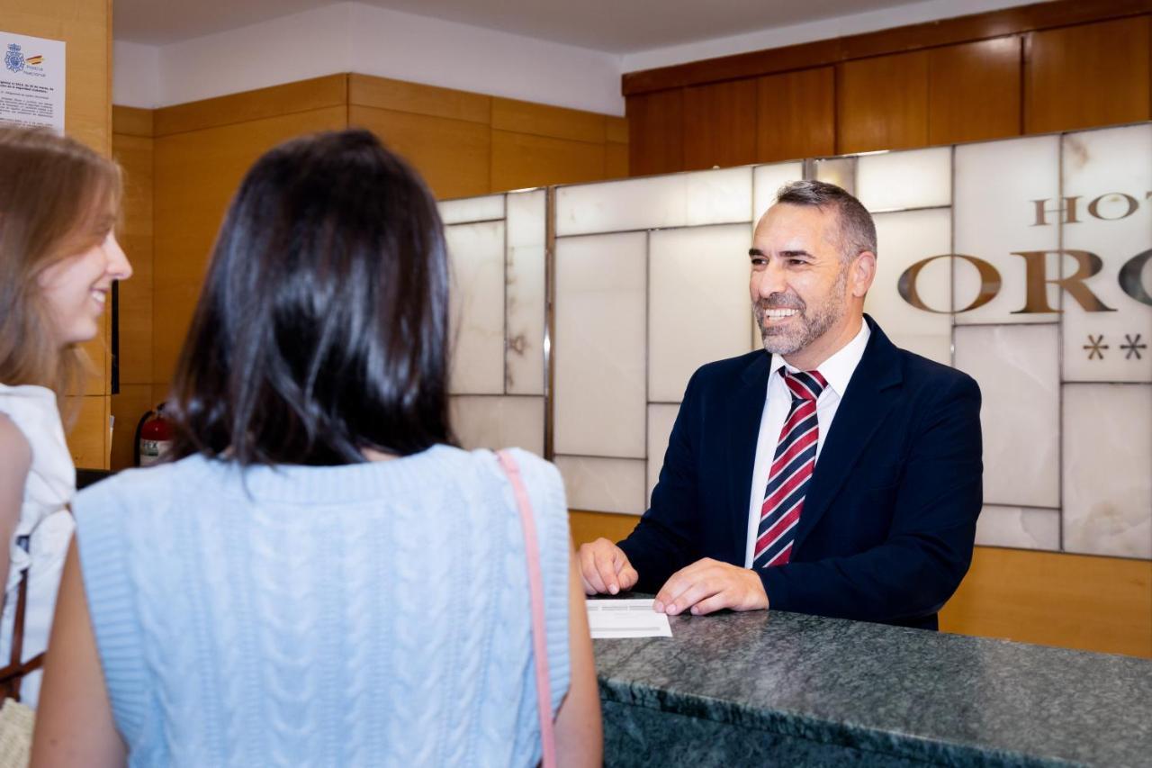 ז'אקה Oroel Hotel & Spa מראה חיצוני תמונה