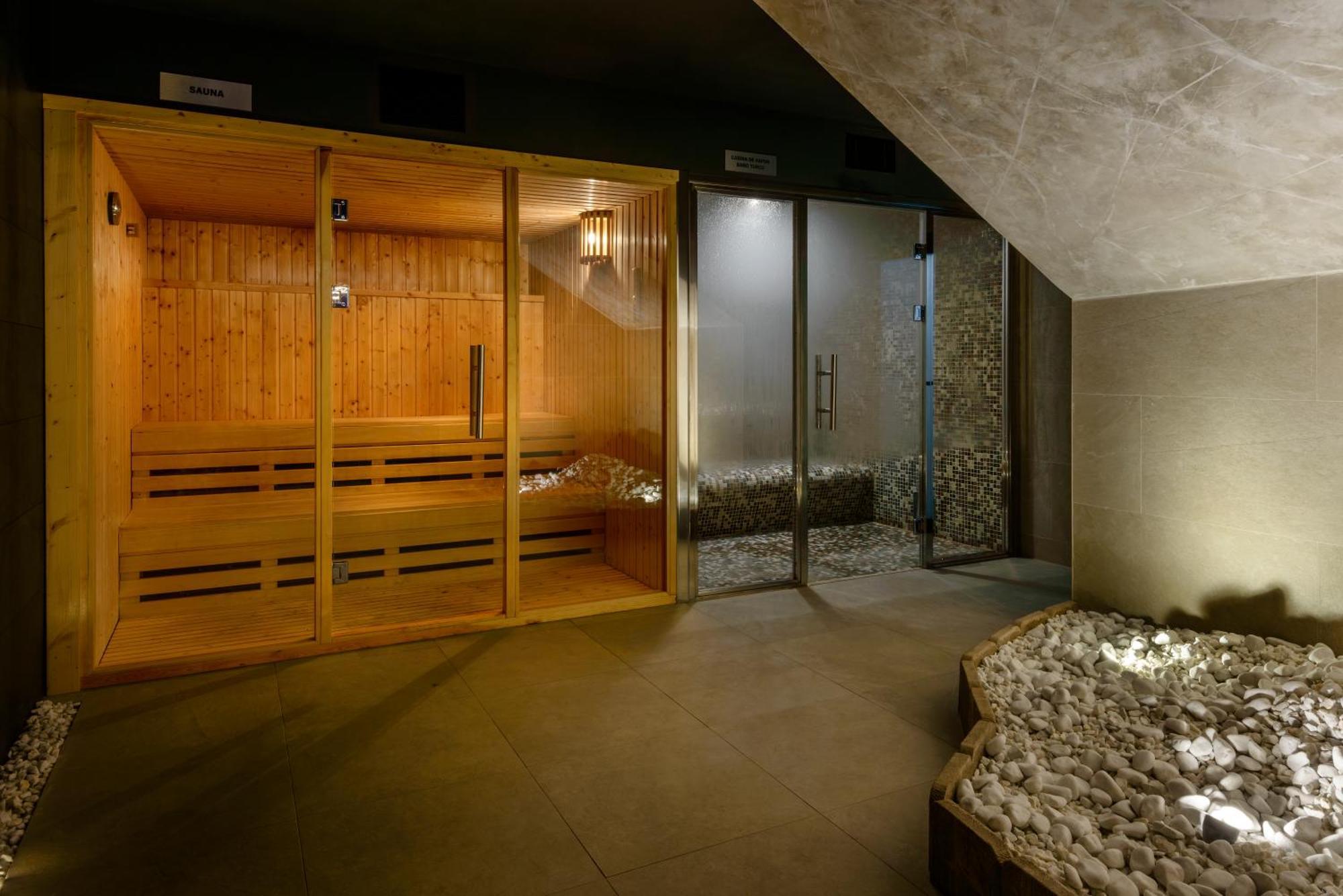 ז'אקה Oroel Hotel & Spa מראה חיצוני תמונה
